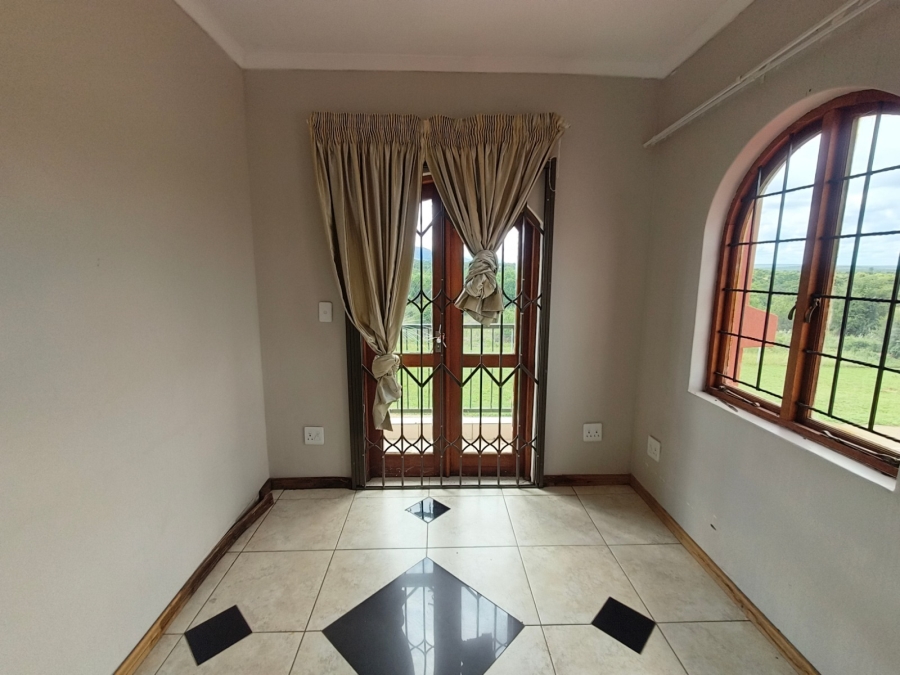 5 Bedroom Property for Sale in Rustenburg Rural North West